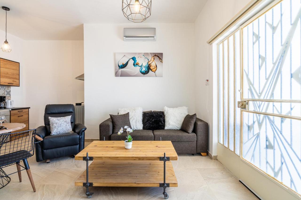 Nala - 2 Bedroom Apartment In Ларнака Екстериор снимка